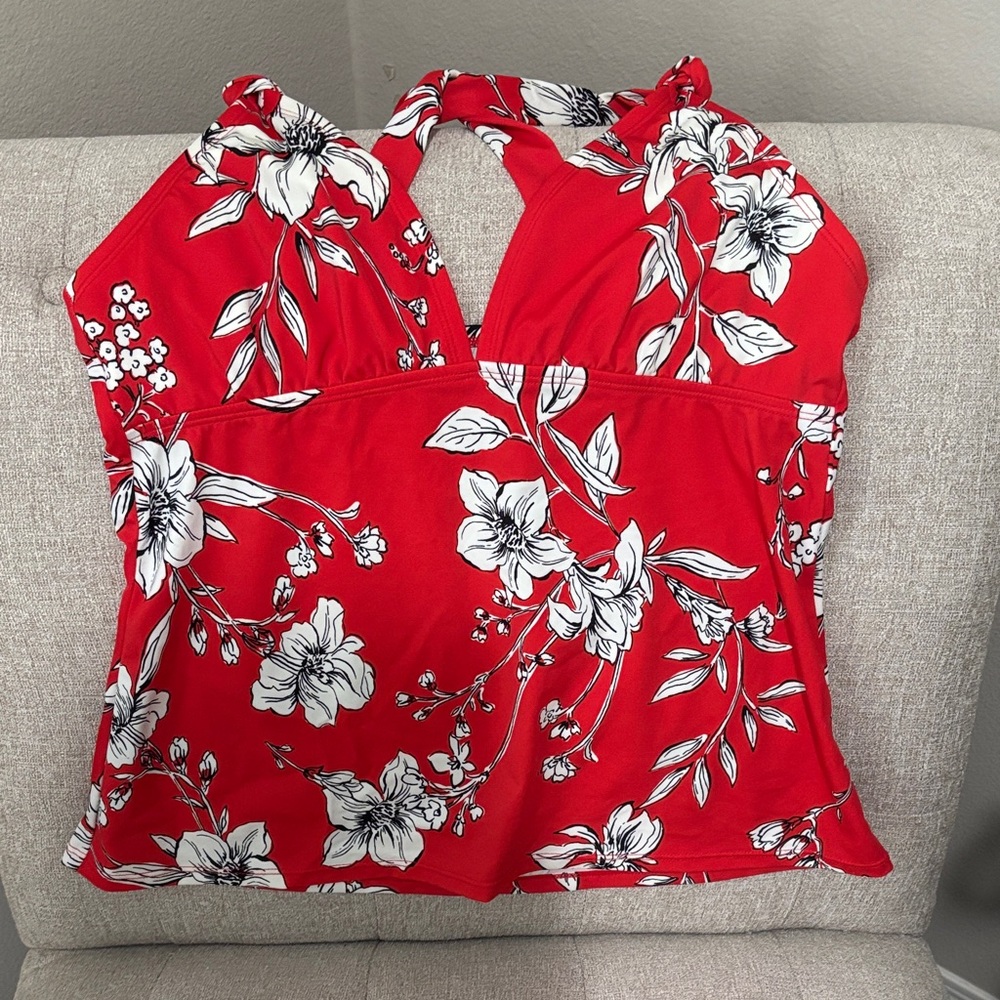 Apt. 9 Red Floral Women's Swim Top